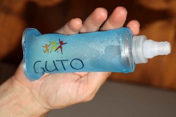 Guto vikbar blå vattenflaska 500 ml