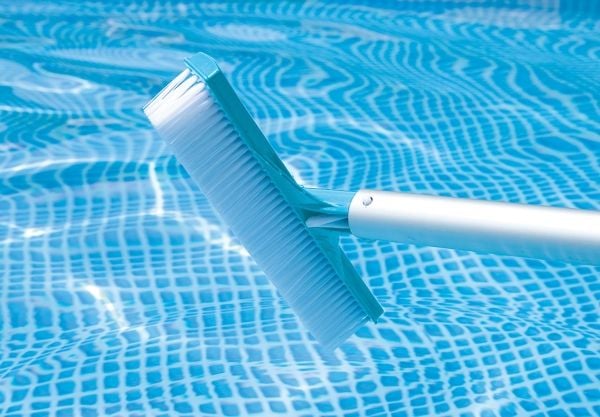 INTEX Basic Cleaning Kit Leaf Skimmer/Wall Brush/Vacuum Head