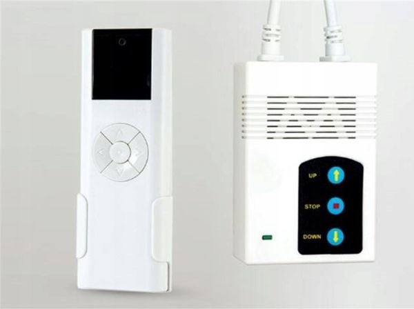 Elektrisk projeksjonsduk AVELI 265x149 (16:9) 120''