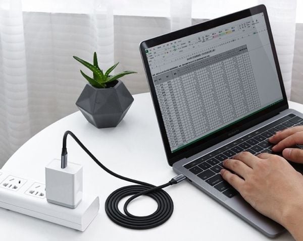 Ugreen 50751, 1,5 m, USB C, USB C, Thunderbolt 3, 5 Mbit/s, Musta, Hopea