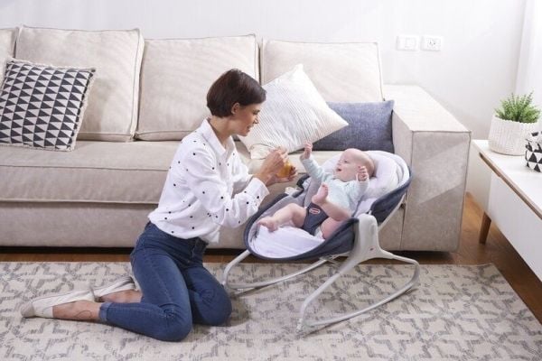Tiny Love multifunksjonell bouncer-rocker med funksjon som en stol 3in1 - denim