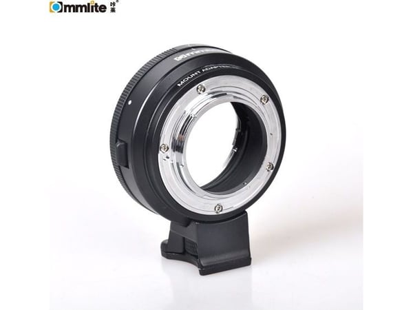 Commlite ADAPTERI Olympus / Panasonic Micro 4/3 m4/3 - NIKON / NIKKOR + Aukko