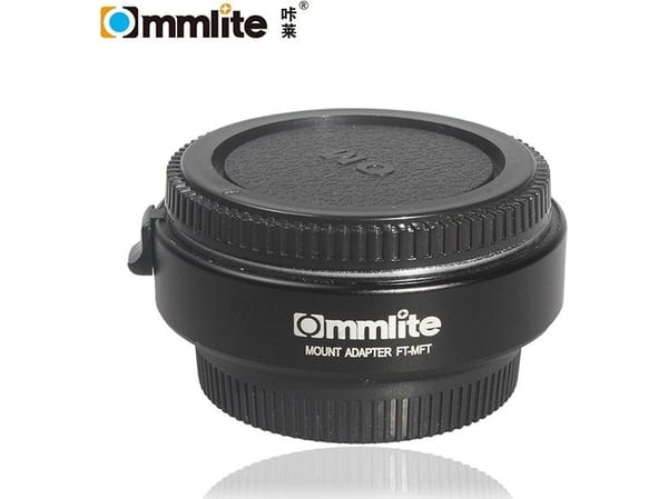 Commlite sovitin Olympus / Panasonic MICRO 4/3 m4/3 OLYMPUS 4/3 / AUTOMATIC AF -malliin