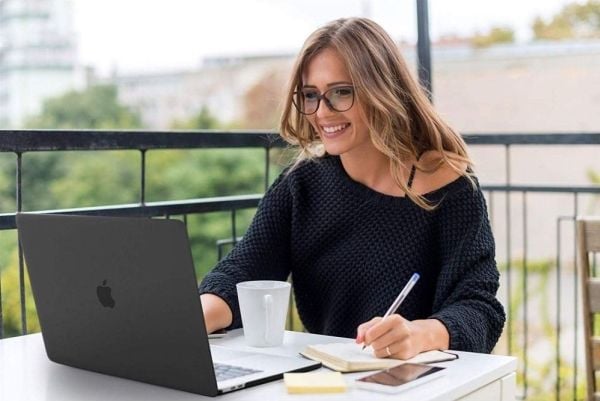 Tech-Protect SmartShell deksel til MacBook Air 13'' 2018-2020 - matt sort