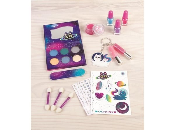 MAKE IT REAL Resemakeup set