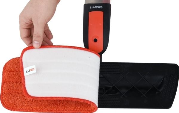 Toya LUND MOP SPRAYERILLÄ Toya LUND MOP SPRAYERILLA