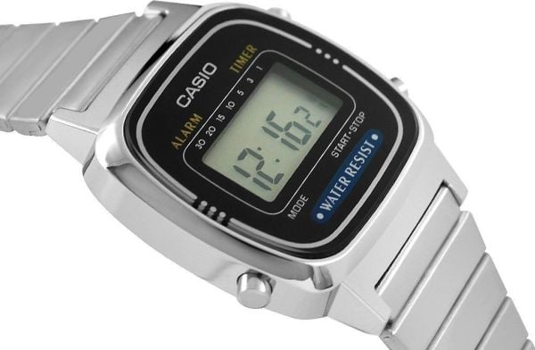 Casio Collection Retro LA670WA-1DF damklocka