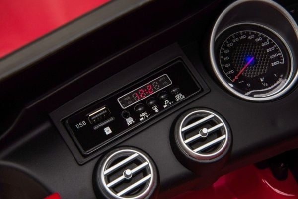 Ramiz Ajoneuvo Mercedes Benz GLC63S Punainen