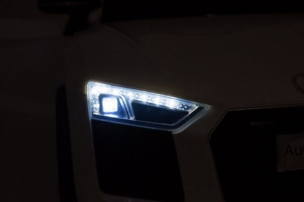 Ramiz Ajoneuvo Audi R8 Valkoinen