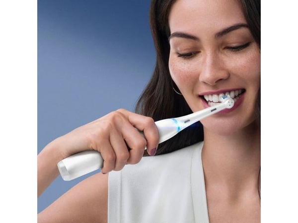 Oral-B iO 4210201363064 elektrisk tannbørste Roterende tannbørste for voksne Hvit (iO Series 8)