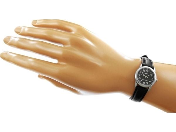 Laikrodis moterims CASIO LTP-V001L-1BUDF (zd588a) + dėžutė