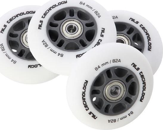 Nils Extreme PU 84x24 82A matt hvit (4 stk.) + ABEC-9 chrome (8 stk.) sett