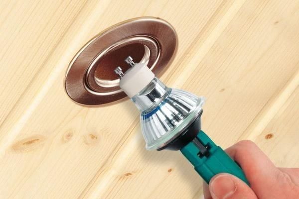 wolfcraft - Light bulb extractor