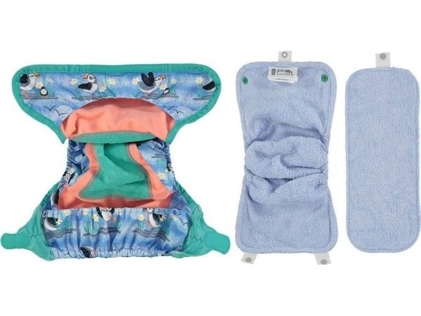 Close Caboo engangsbleie? (Nej) flergangsble-omslag V2 Blue Puffin med bambusfôr 3–16 kg, 1 stk