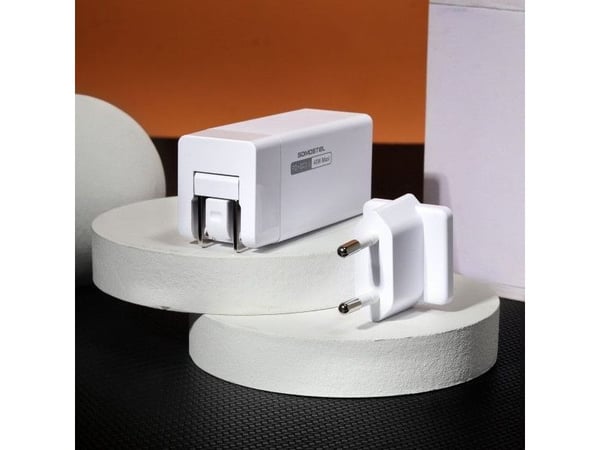 Somostel 36W Network Charger + USB-C PD White SMS-A80 cable