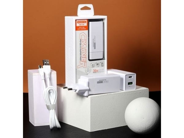 Somostel 36W Network Charger + USB-C PD White SMS-A80 cable