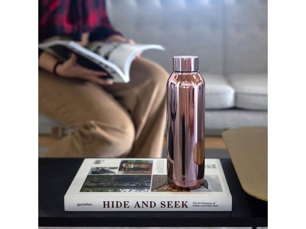Quokka Solid - Termoflaske i rustfritt stål 630 ml (Sleek Rose Gold)