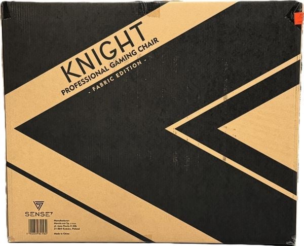 Knight tyg i svart-grå