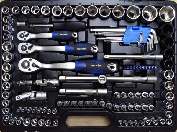 ADLER AVAIMET 1/2"3/8"1/4" 150el.