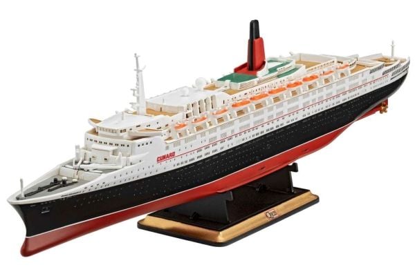 Modellsett Queen Elizabeth II 1:1200