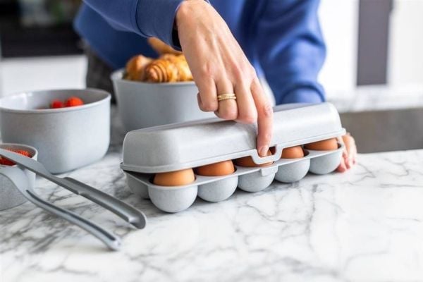 Koziol Eggs to Go 3179525 valkoinen
