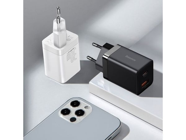 Baseus Super Si Pro snabb laddare USB + USB-C 30W (vit)