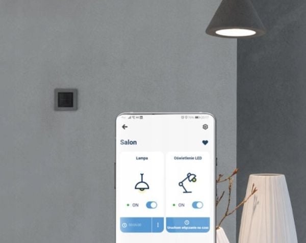 Kontakt Simon Kontaktas-Simon Simon 54 GO Käsilaukkuohjain, jota ohjataan älypuhelimella WiFi 2x5A 230V (moduuli) musta DEZ1W.01/49