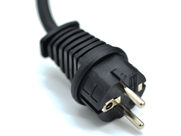 Brennenstuhl Brennustuhl Powerblock IP54 käytetty 10 m pitkä 4x230V/16A H07RN-F 1169604010