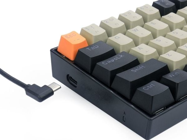 Redragon K606 Lakshmi gamingtastatur Red kytkin (K606-OG&amp;GY&amp;BK) + A113 F bullet näppäinkorkit (A113 F)