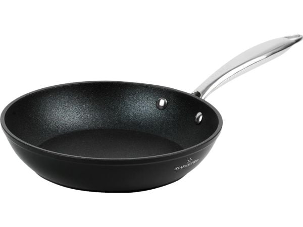 Starke pro tarttumaton pannu 19.5cm