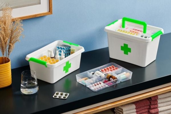 ORPLAST antibakterielt førstehjelpssett 4,5 håndtak + lokk 30x20