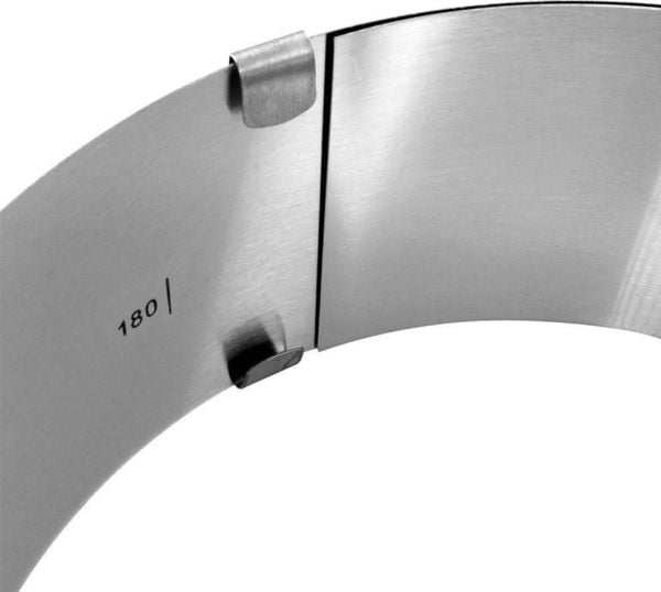 La Cucina justerbar rund form til kaker, uttrekkbar ring i stål 16–30 cm