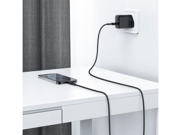 Acefast MFI USB - Lightning kaapeli 1.8m, 2.4A musta (C4-02 A Musta)