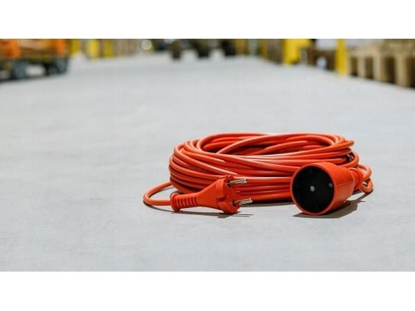 Montis Puutarhan jatkojohto 10m 2x1mm MT080-10 Montis Montis
