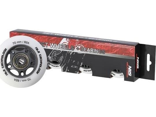 Nils Extreme PU 70x24 82A matt hvite (4 stk) + ABEC-9 (8 stk) sett