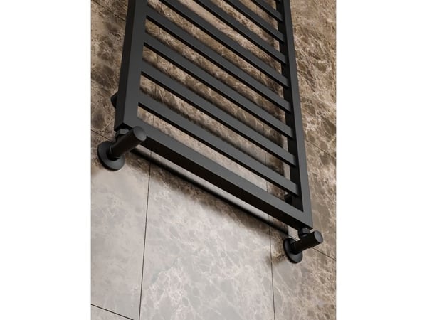 Ferro ZGB31BL dekorativt radiator-/tilbehørsett KATOWY, svart FFRRO// G.ZG.KPL.KT.FERRO-BL