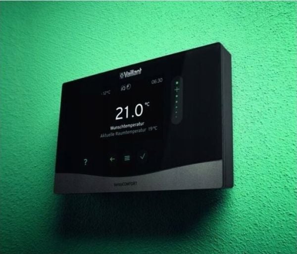 Vaillant VR 92 remote control for the VRC 720 sensoCOMFORT controller