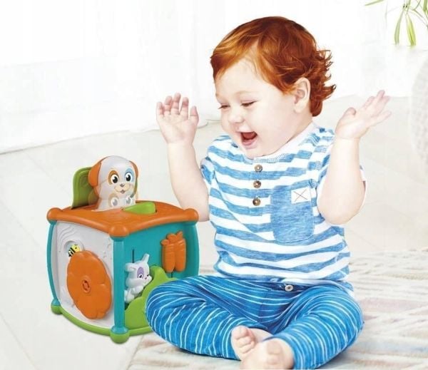 Clementoni baby Interaktiv kube for en baby 17670