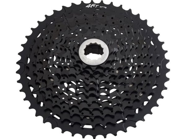Microshift kassett MICROSHIFT XCD 11-delt stål 36T, aluminium 40-46T, kompatibel med Shimano, 11-13-15-18-21-24-28-32-36-40(Al.)-46(Al.), sort, spi...