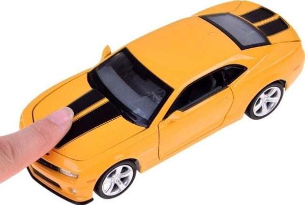 Jokomisiada Chevrolet Camaro SS 1:32 lys og lyd ZA3146
