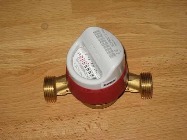 BMETERS Vesimittari JS antimagn. 3/4, virtaus 4.0 kuumalle vedelle MID R100/R50 radiomoduulilla IP65