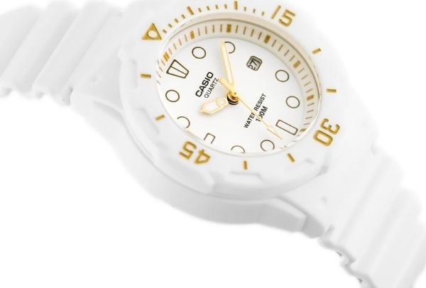 Casio dameklokke LRW-200H 7E2 (zd557i)