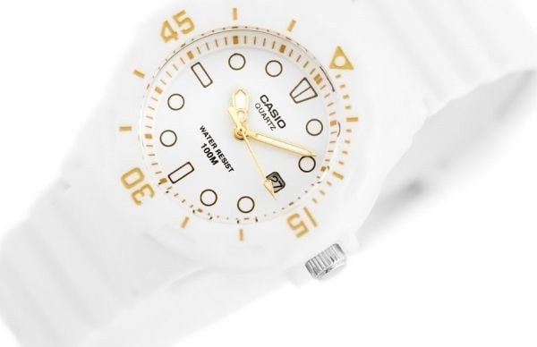 Casio dameklokke LRW-200H 7E2 (zd557i)