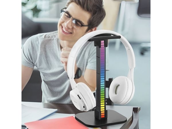 Mozos D11 - RGB LED-kuulokkeiden jalusta