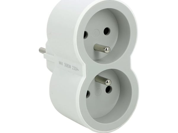 Kytkinlaitteet 2x2P+Z B/S 049431