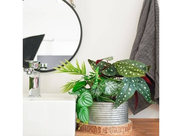 Vill kunstig plante i potte, komposisjon 28 cm