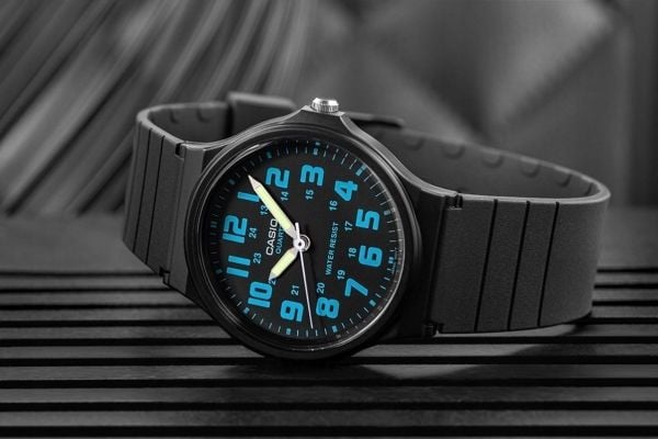 Zegarek Casio Zegarek Męski Casio MQ-71-2BDF ( 34 mm)