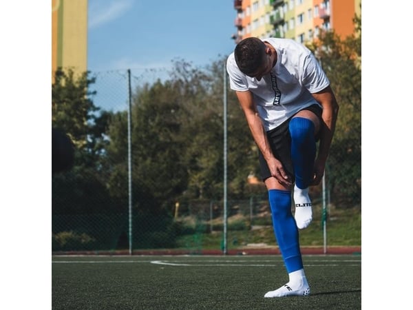 Proskary fotball sleeves/benbeskyttere blå/royal blue for voksne 155–195 cm