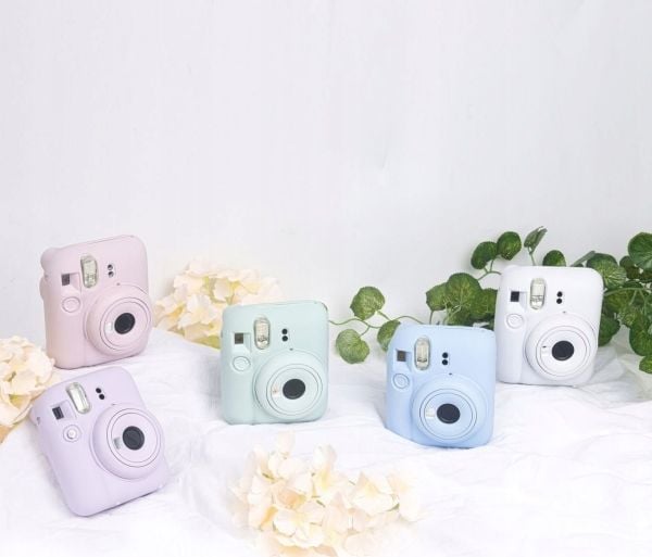 Fodral LoveInstant för Fujifilm Fuji Instax Mini 12, silikon, rosa