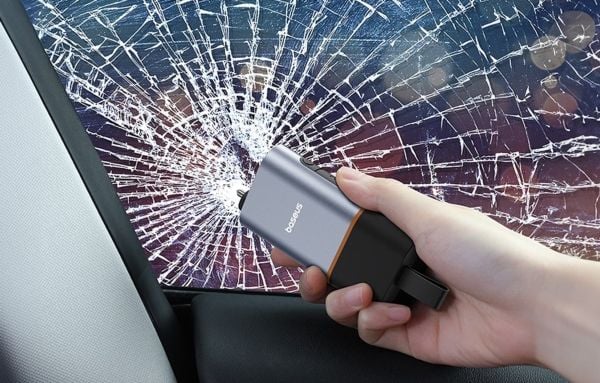Baseus bilaccessoar: krosshammare för rutor + kniv till bälten (svart)